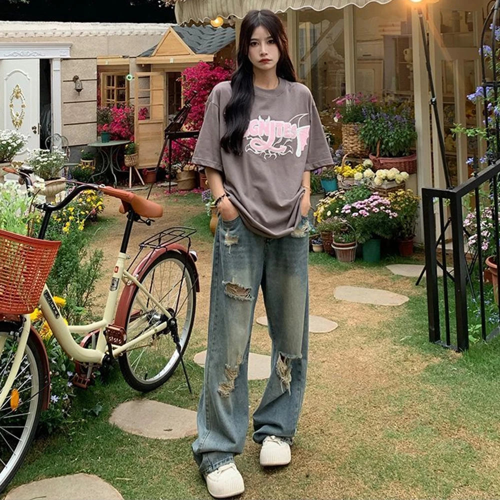 Retro Edge Distressed Jeans